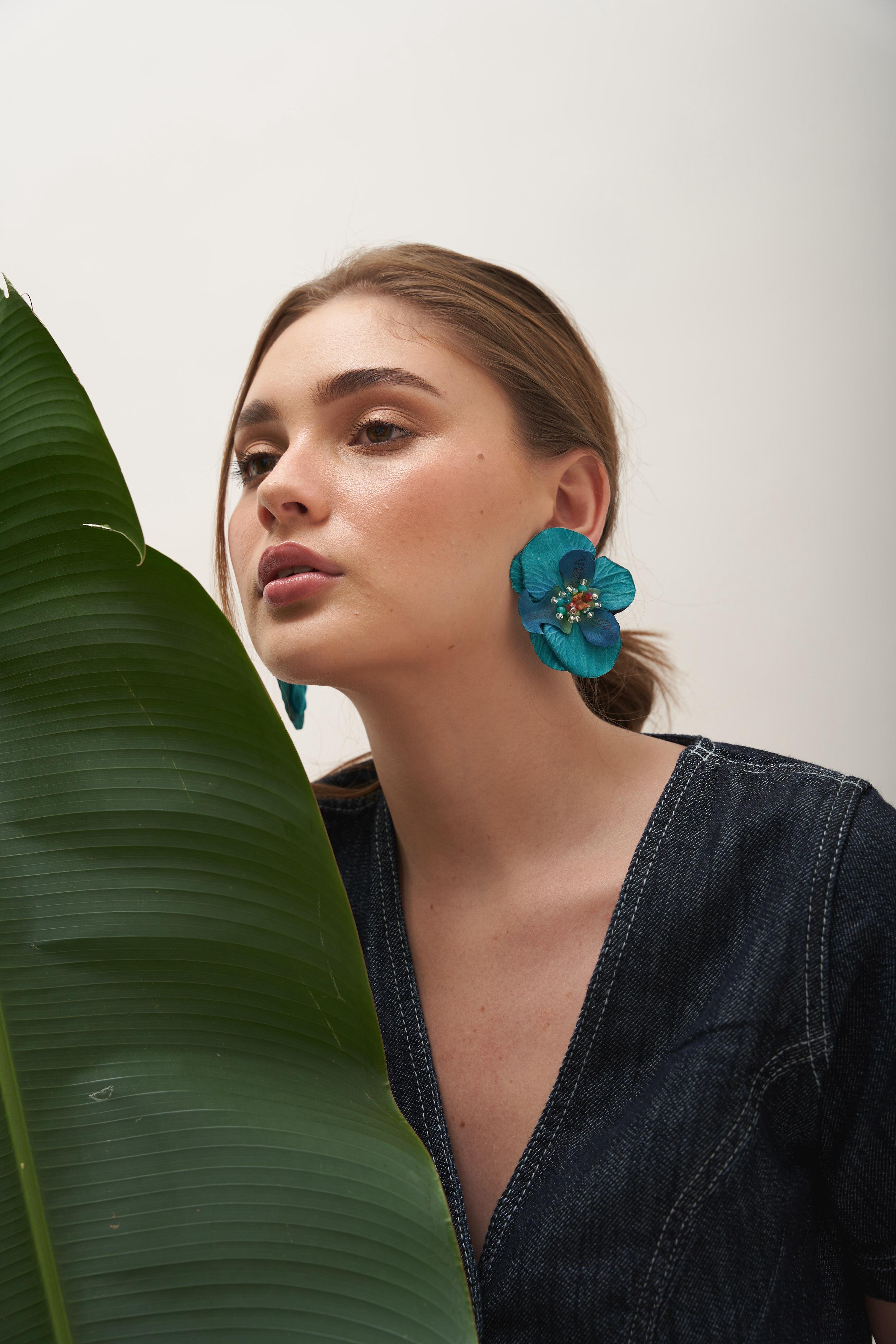 Loreta Orchid Acqua Earrings